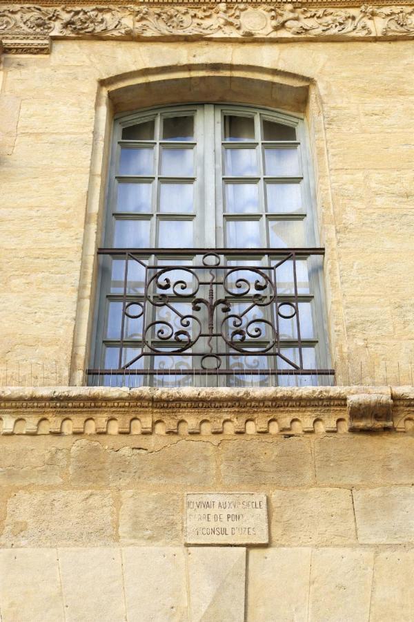 Uzes, Au Coeur Du Centre Medieval Le Logis Du Consul Un Bien D'Exception Du Xvieme Siecle المظهر الخارجي الصورة