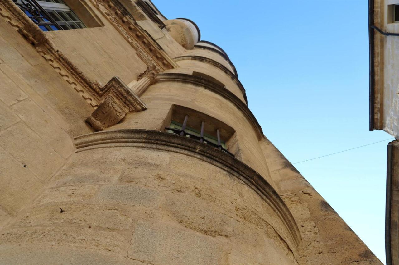 Uzes, Au Coeur Du Centre Medieval Le Logis Du Consul Un Bien D'Exception Du Xvieme Siecle المظهر الخارجي الصورة